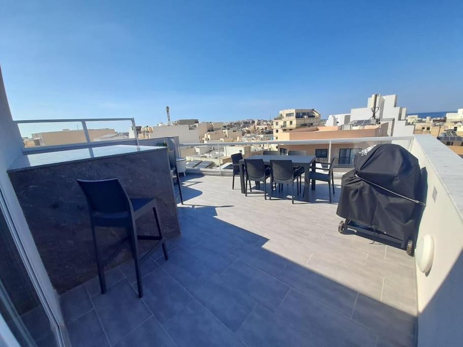 Sea View Duplex Penthouse - Mive شقة