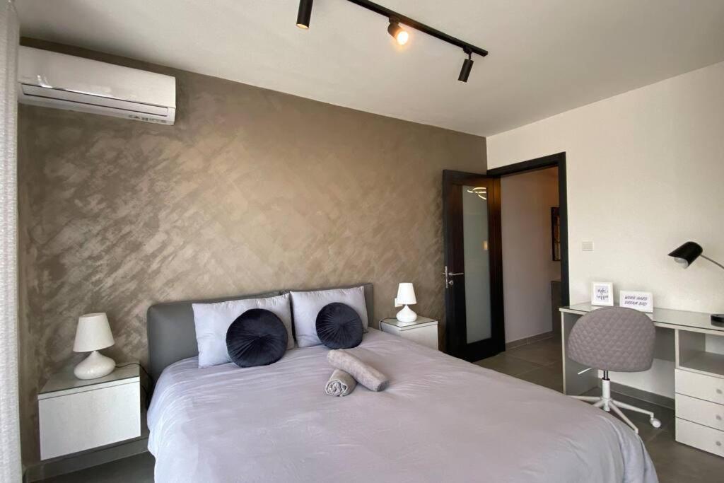 Sea View Duplex Penthouse - Mive شقة *