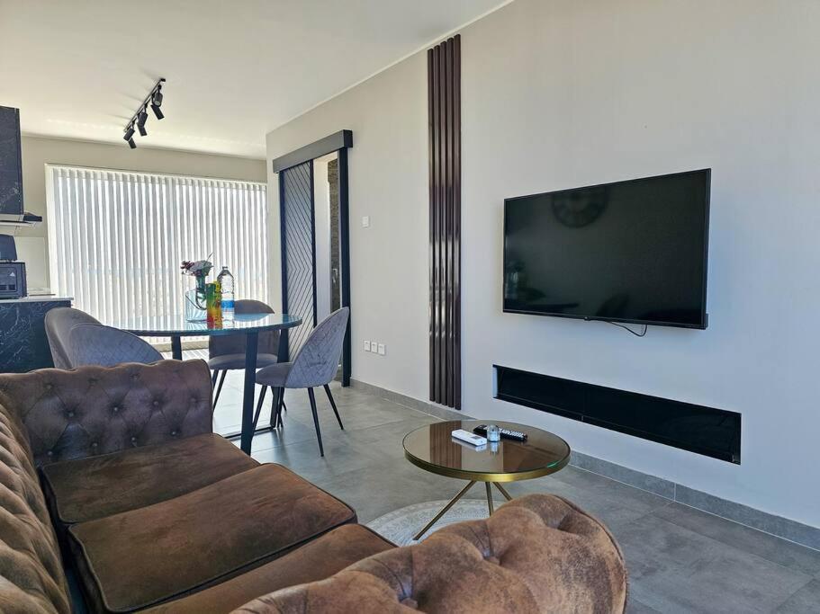 Sea View Duplex Penthouse - Mive شقة مارساسكالا